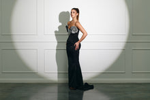 Load image into Gallery viewer, Sonia Gown